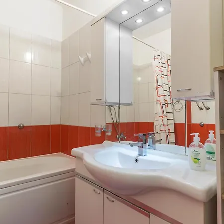 Stunning Apartment In Pula With Wifi