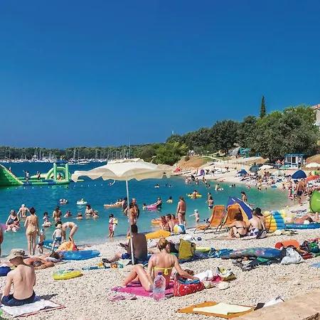 Stunning Apartment In Pula With Wifi Pula