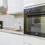 2 Bedroom Cozy In Lejlighed Pula