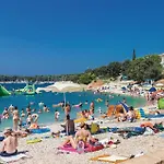 2 Bedroom Cozy In Pula